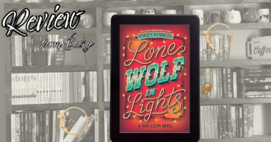 Review: Lone Wolf in Lights by Stacey Kennedy